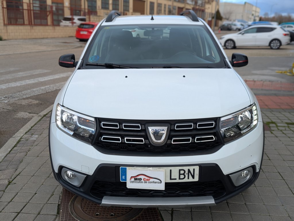 MIDCar coches ocasión Madrid Dacia Sandero Serie Limitada Xplore TCE Gasolina y GLP