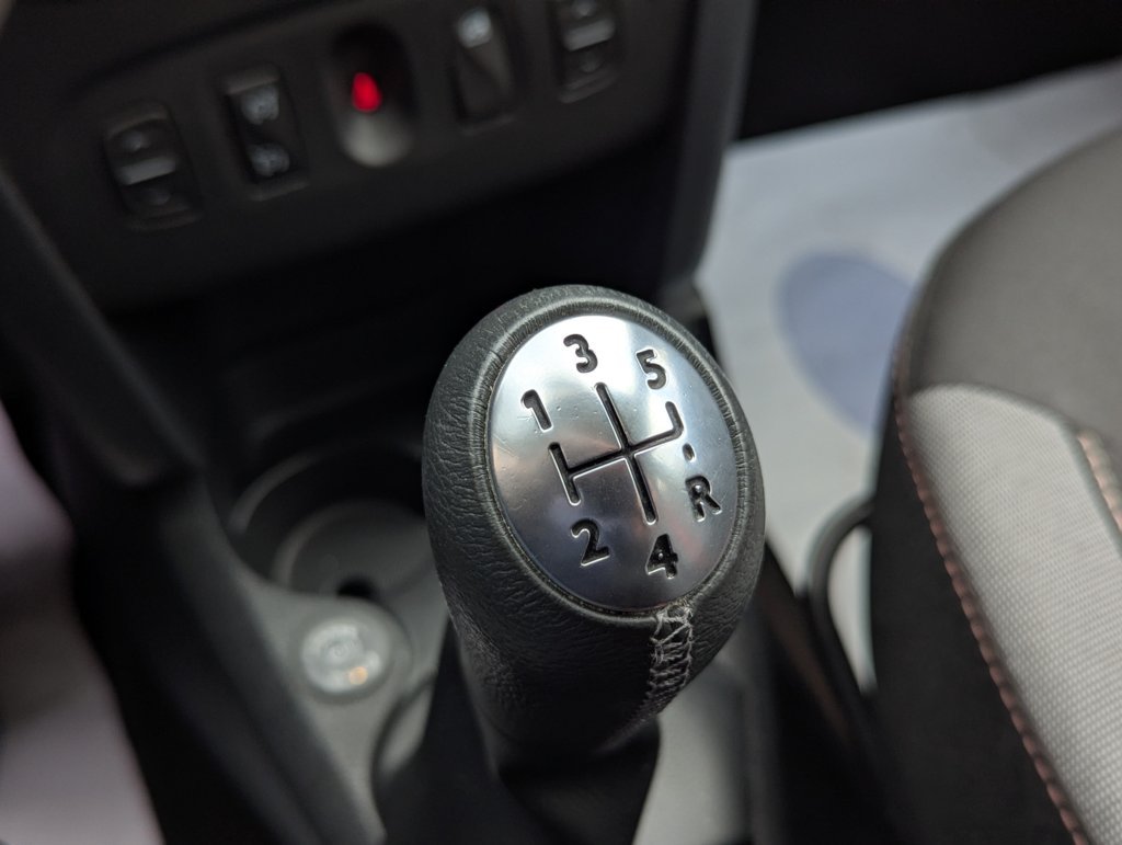 MIDCar coches ocasión Madrid Dacia Sandero Serie Limitada Xplore TCE Gasolina y GLP