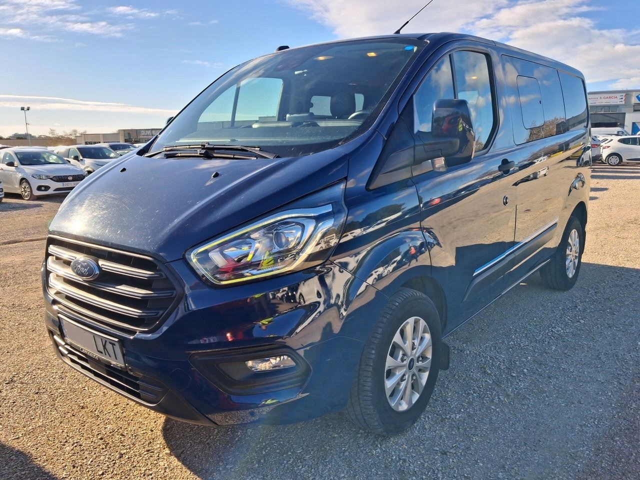 MIDCar coches ocasión Madrid Ford Transit Custom Mixto 2.0 TDCI 130Cv, 320 Trend MHEV 4 Puertas, Etiqueta medioambiental ECO