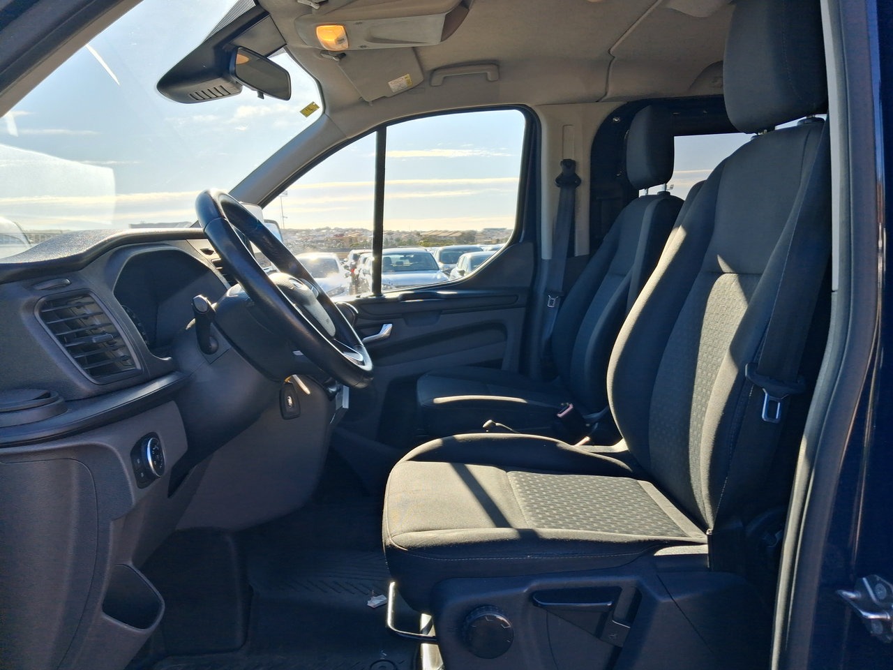 MIDCar coches ocasión Madrid Ford Transit Custom Mixto 2.0 TDCI 130Cv, 320 Trend MHEV 4 Puertas, Etiqueta medioambiental ECO