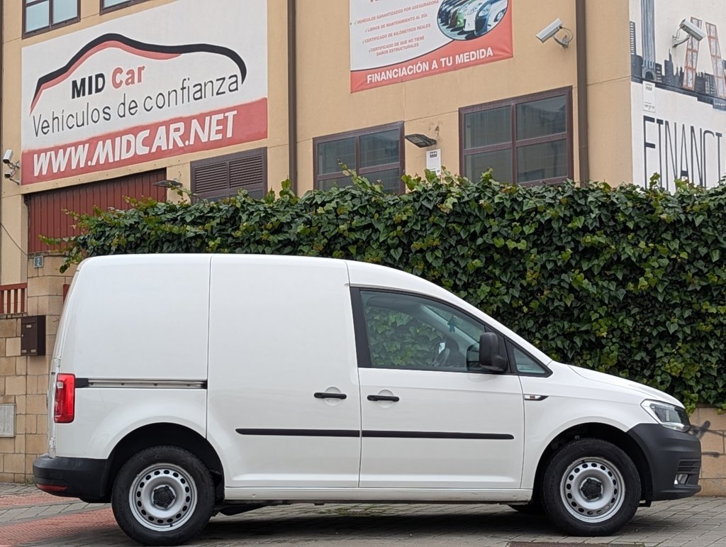 MIDCar coches ocasión Madrid Volkswagen Caddy Profesional  Furgón 1.4 TGI  BM 110Cv, del  2021, Etiqueta medioambiental Eco IVA y garantía INC