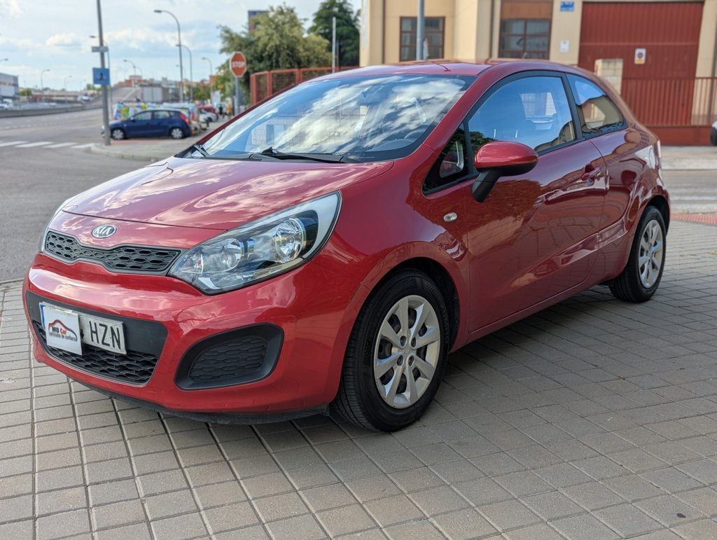 MIDCar coches ocasión Madrid Kia Rio 1.3Gasolina, 85Cv, 3 Puertas  Etiqueta medioambiental C