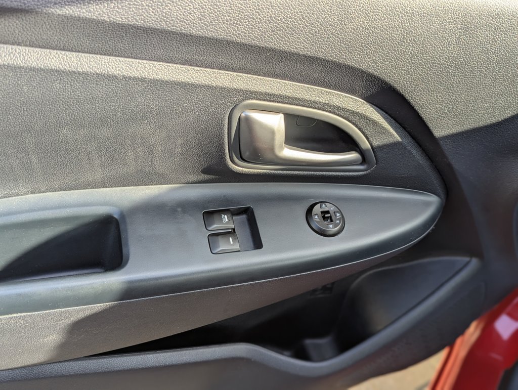 MIDCar coches ocasión Madrid Kia Rio 1.3Gasolina, 85Cv, 3 Puertas  Etiqueta medioambiental C