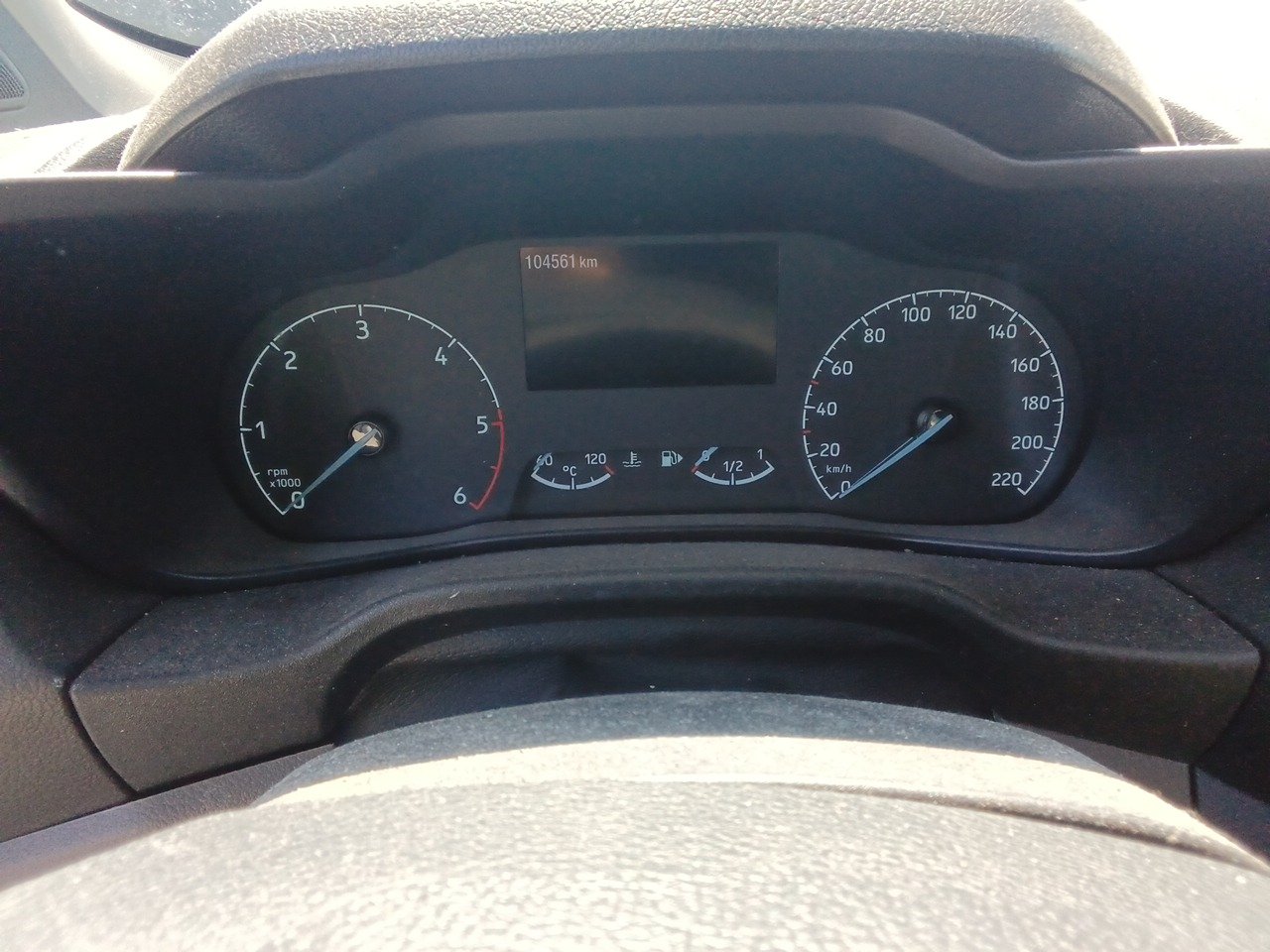 MIDCar coches ocasión Madrid Ford Transit Connect  1.5EcoBlueTrend 240 L2 4 Puertas 100Cv, 6 Velocidades, 3 Plazas, Etiqueta medioambiental C