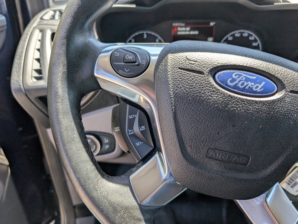 MIDCar coches ocasión Madrid Ford Transit Connect  1.5EcoBlueTrend 240 L2 4 Puertas 100Cv, 6 Velocidades, 3 Plazas, Etiqueta medioambiental C