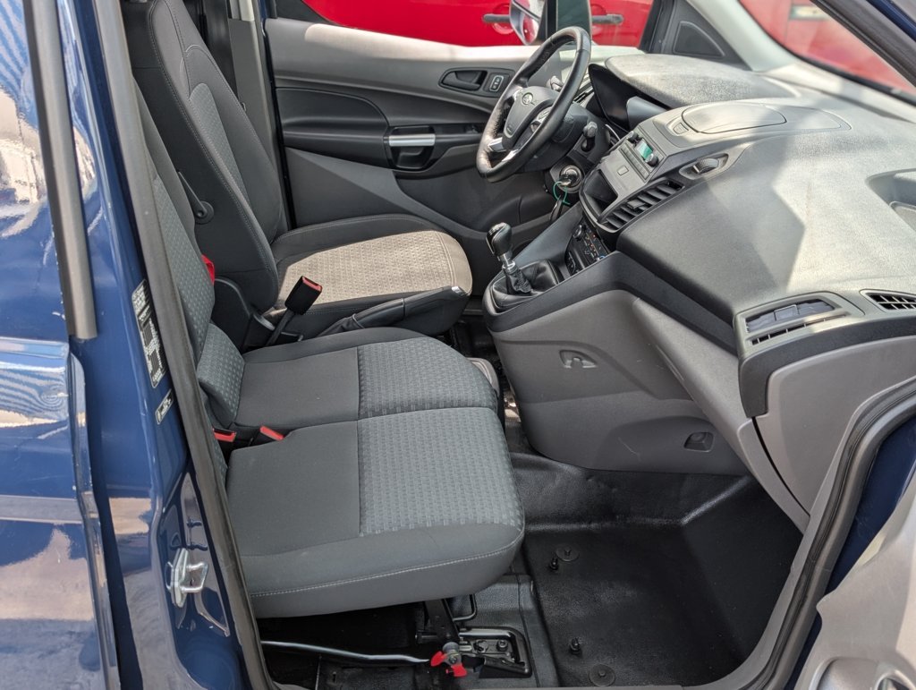 MIDCar coches ocasión Madrid Ford Transit Connect  1.5EcoBlueTrend 240 L2 4 Puertas 100Cv, 6 Velocidades, 3 Plazas, Etiqueta medioambiental C