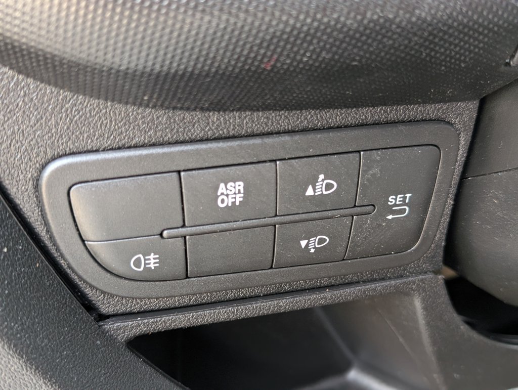 MIDCar coches ocasión Madrid Fiat Fiorino 1.3Mjet E6+ 80Cv IVA y garantía Inc Etiqueta C