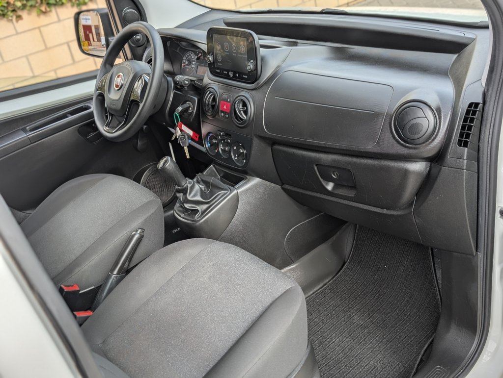 MIDCar coches ocasión Madrid Fiat Fiorino 1.3Mjet E6+ 80Cv IVA y garantía Inc Etiqueta C