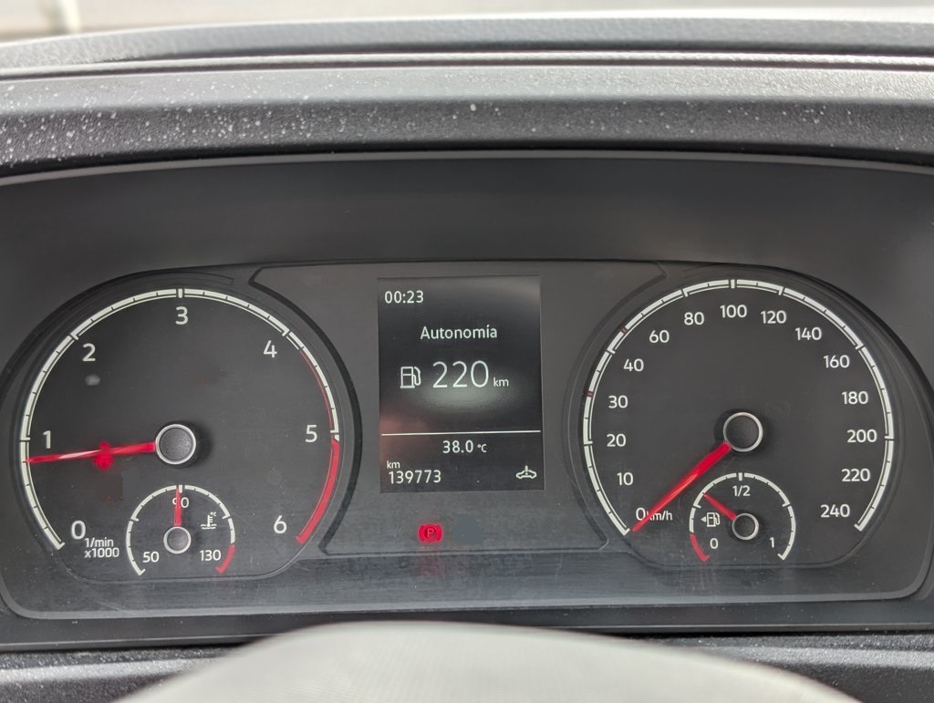 MIDCar coches ocasión Madrid Volkswagen Caddy Cargo  Isotermo con Frio 2.0Tdi 102Cv Nuevo Modelo IVA y Garantía Inc Nacional