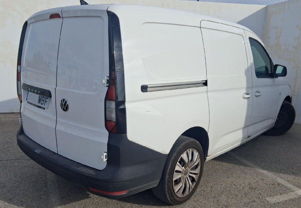 MID Car coches ocasión Madrid Volkswagen Caddy Profesional Maxi Furgón Nueva 1.5TGI GNC 130Cv Etiqueta ECO IVA y Garantía Incl Nacional
