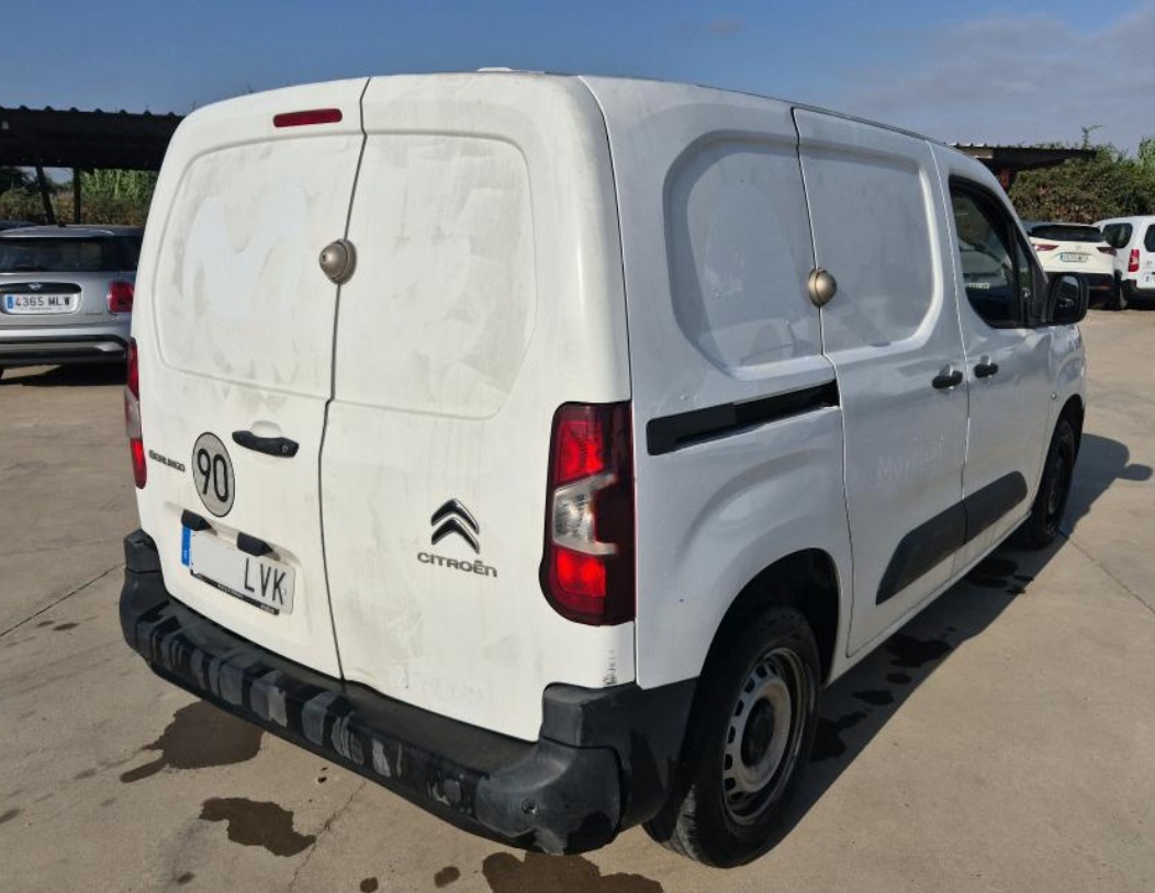 MID Car coches ocasión Madrid Citroen Berlingo Premium  1.5 BlueHDi 100Cv IVA y Garantía Incl Etiqueta C Nacional