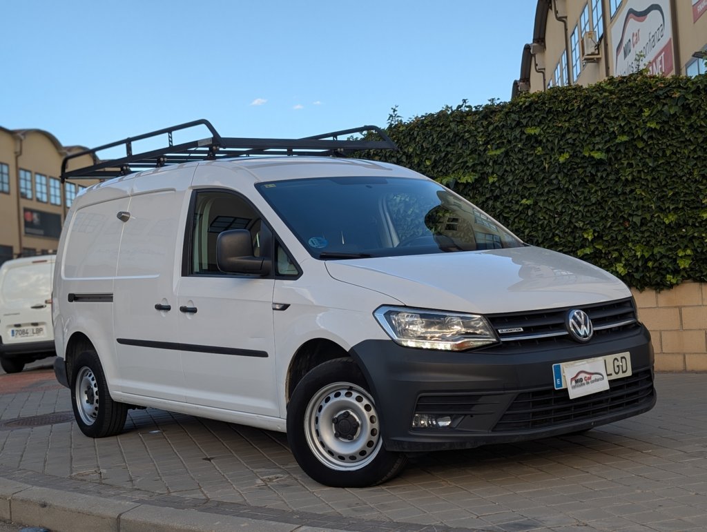 MIDCar coches ocasión Madrid Volkswagen Caddy Profesional Maxi Furgón 1.4 TGI 81kW BM 110Cv Etiqueta ECO IVA y garantía Incl