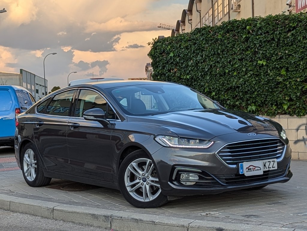 MIDCar coches ocasión Madrid Ford Mondeo 1.5 Gasolina y GLP Titanium 165 Cv Etiqueta medioambiental ECO