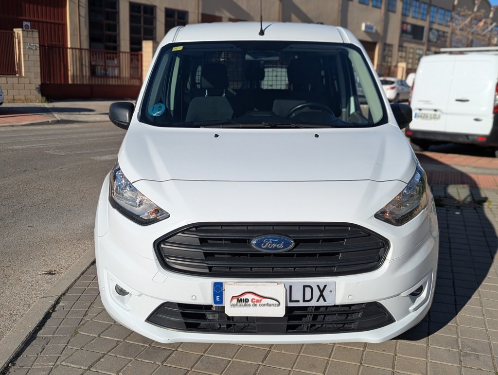 MIDCar coches ocasión Madrid Ford Transit Connect Kombi 1.5 Tdci S/s Trend 230 L2 120Cv 6 Velocidades Etiqueta medioambiental C  IVA y garantía Incl