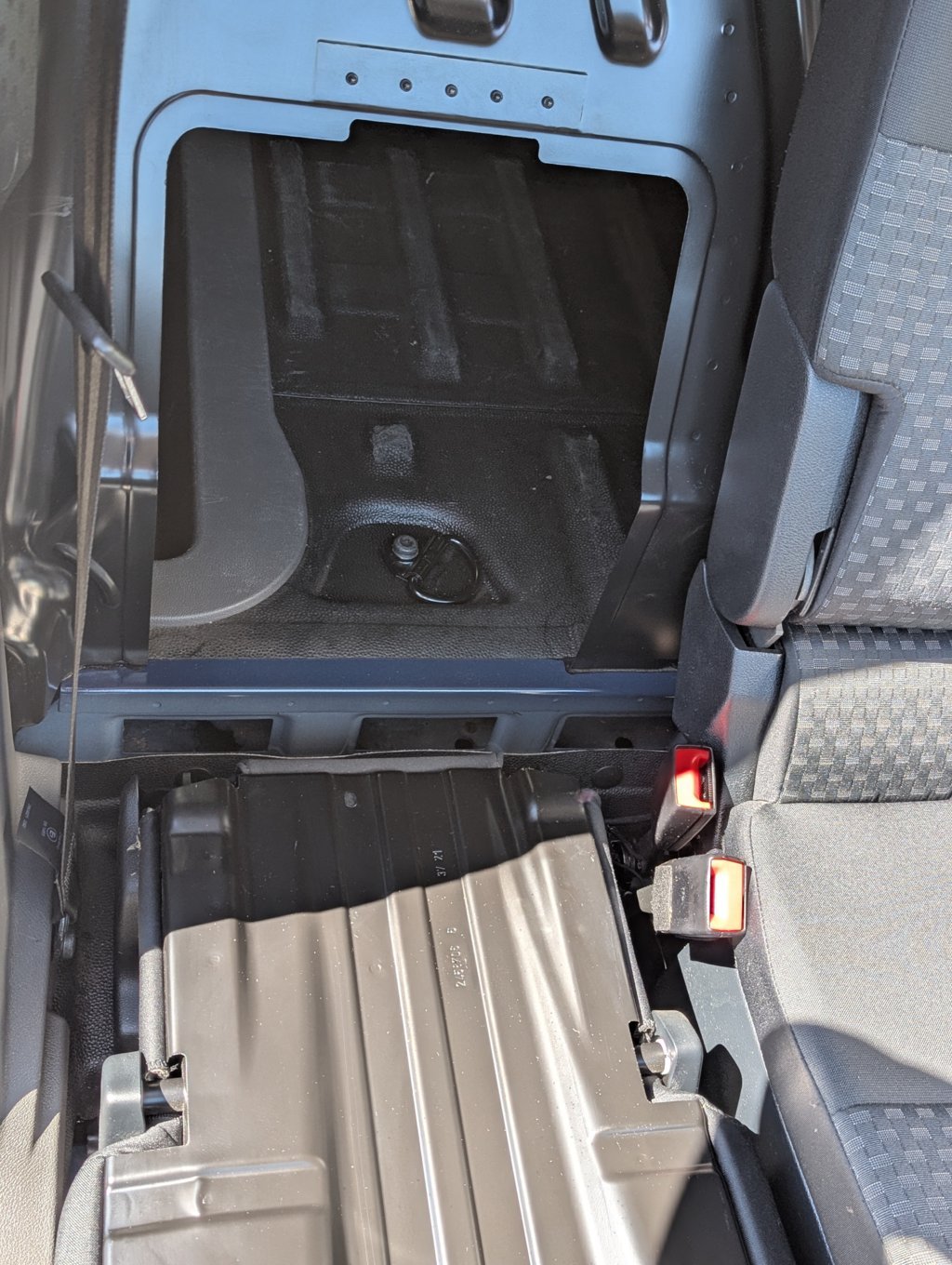 MIDCar coches ocasión Madrid Ford Transit Connect 3Plazas 1.5EcoBlueTrend 240 L2 4 Puertas 100Cv 6 Velocidades Etiqueta medioambiental C