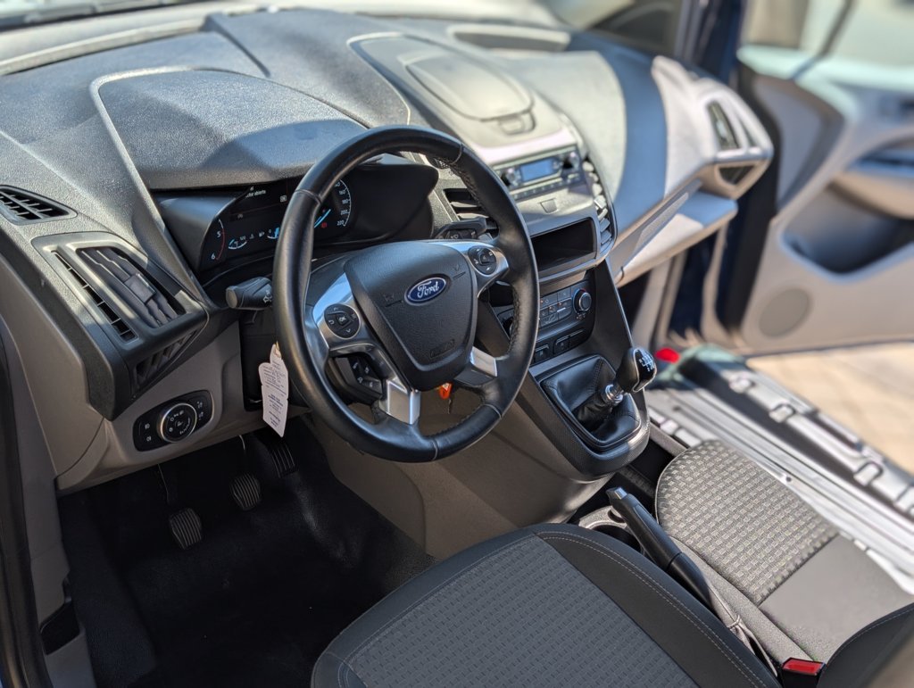 MIDCar coches ocasión Madrid Ford Transit Connect 3Plazas 1.5EcoBlueTrend 240 L2 4 Puertas 100Cv 6 Velocidades Etiqueta medioambiental C