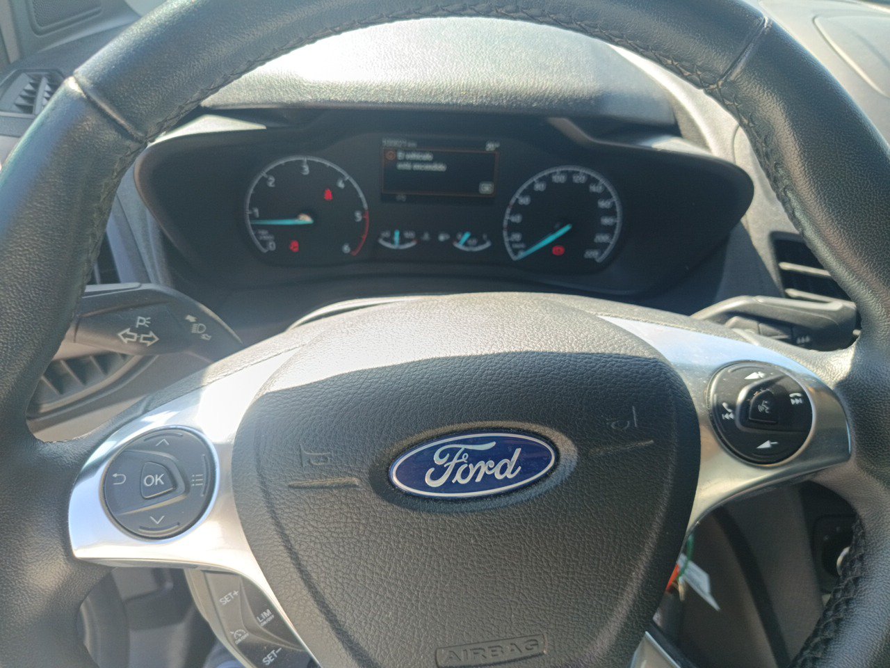 MIDCar coches ocasión Madrid Ford Transit Connect 3Plazas 1.5EcoBlueTrend 240 L2 4 Puertas 100Cv 6 Velocidades Etiqueta medioambiental C