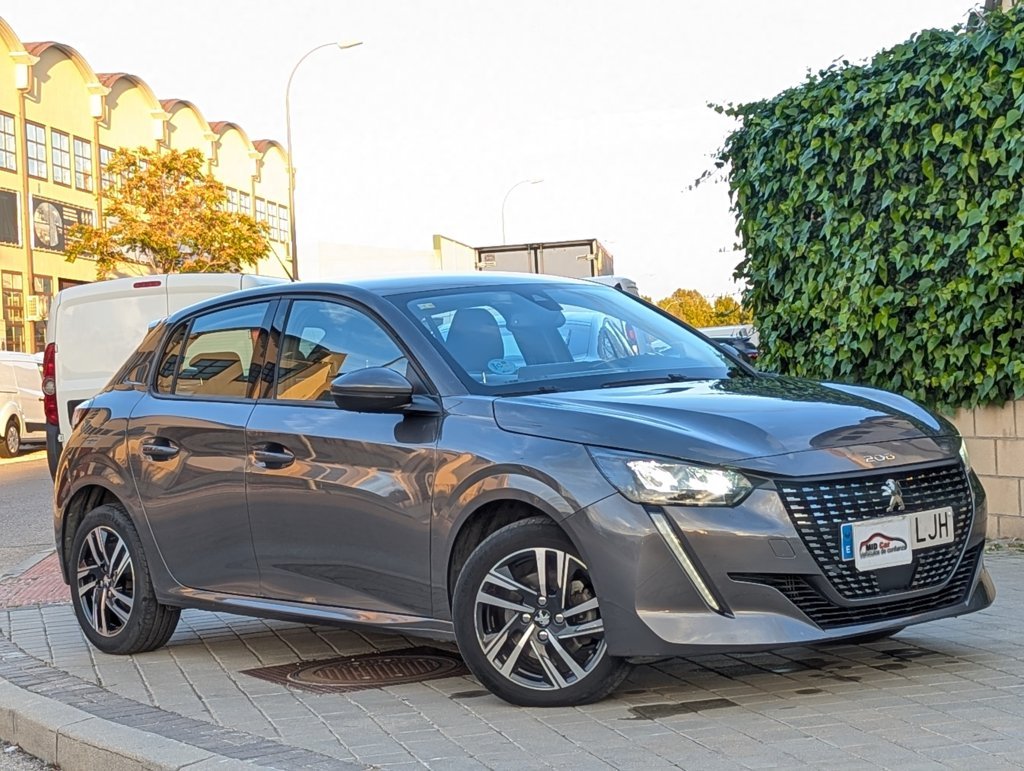 MIDCar coches ocasión Madrid Peugeot 208 1.5 BlueHDi  Allure Nacional Etiqueta C Garantía Incluida