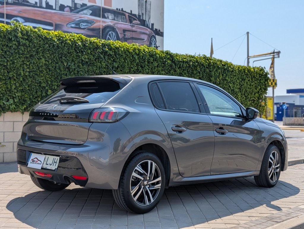 MIDCar coches ocasión Madrid Peugeot 208 1.5 BlueHDi  Allure Nacional Etiqueta C Garantía Incluida