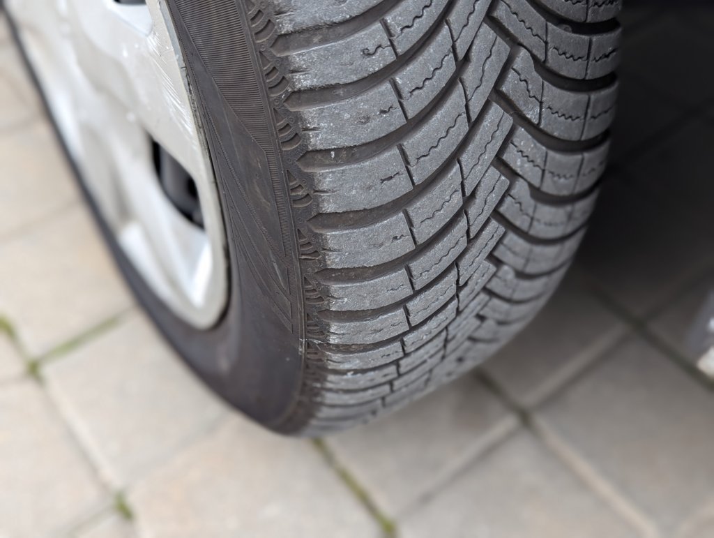 MIDCar coches ocasión Madrid Dacia Dokker Van Essential 1.6 110Cv GLP Híbrido IVA y Garantía Incl