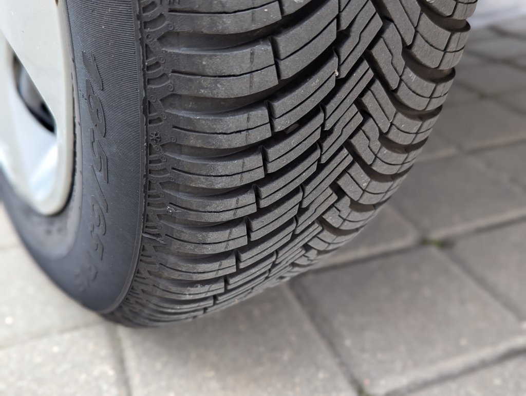 MIDCar coches ocasión Madrid Dacia Dokker Van Essential 1.6 110Cv GLP Híbrido IVA y Garantía Incl