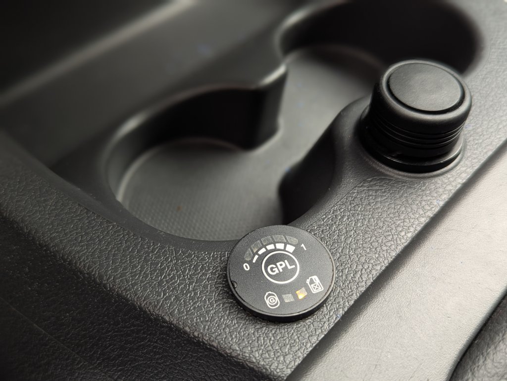 MIDCar coches ocasión Madrid Dacia Dokker Van Essential 1.6 110Cv GLP Híbrido IVA y Garantía Incl