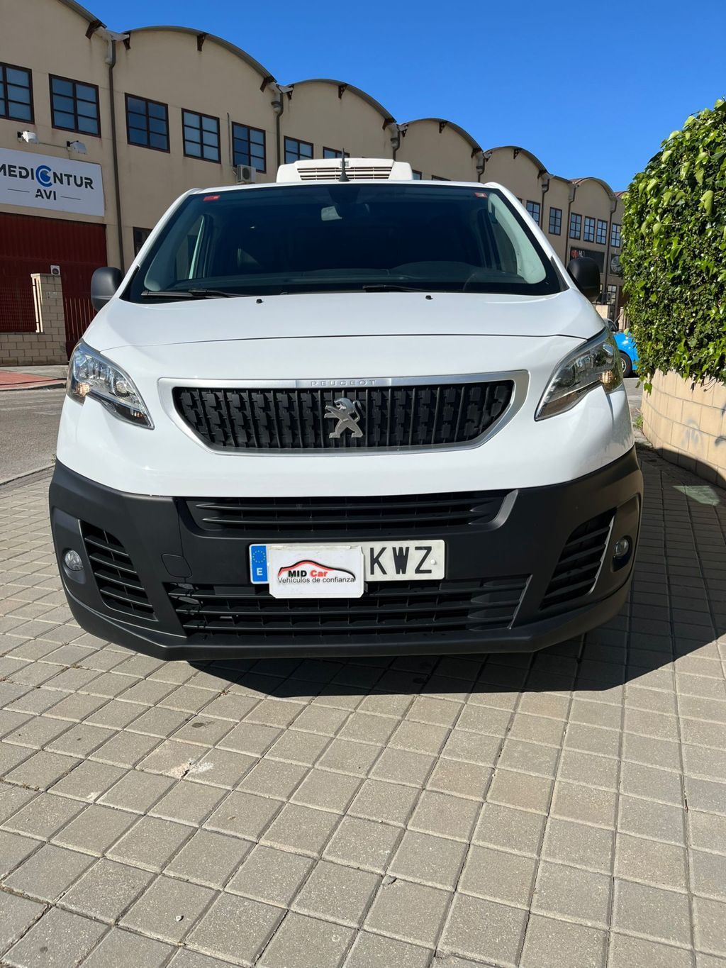 MIDCar coches ocasión Madrid Peugeot Expert 2.0BlueHdi 150Cv  Pro, Isotermo, Equipo Frio IVA Deducible Incluido