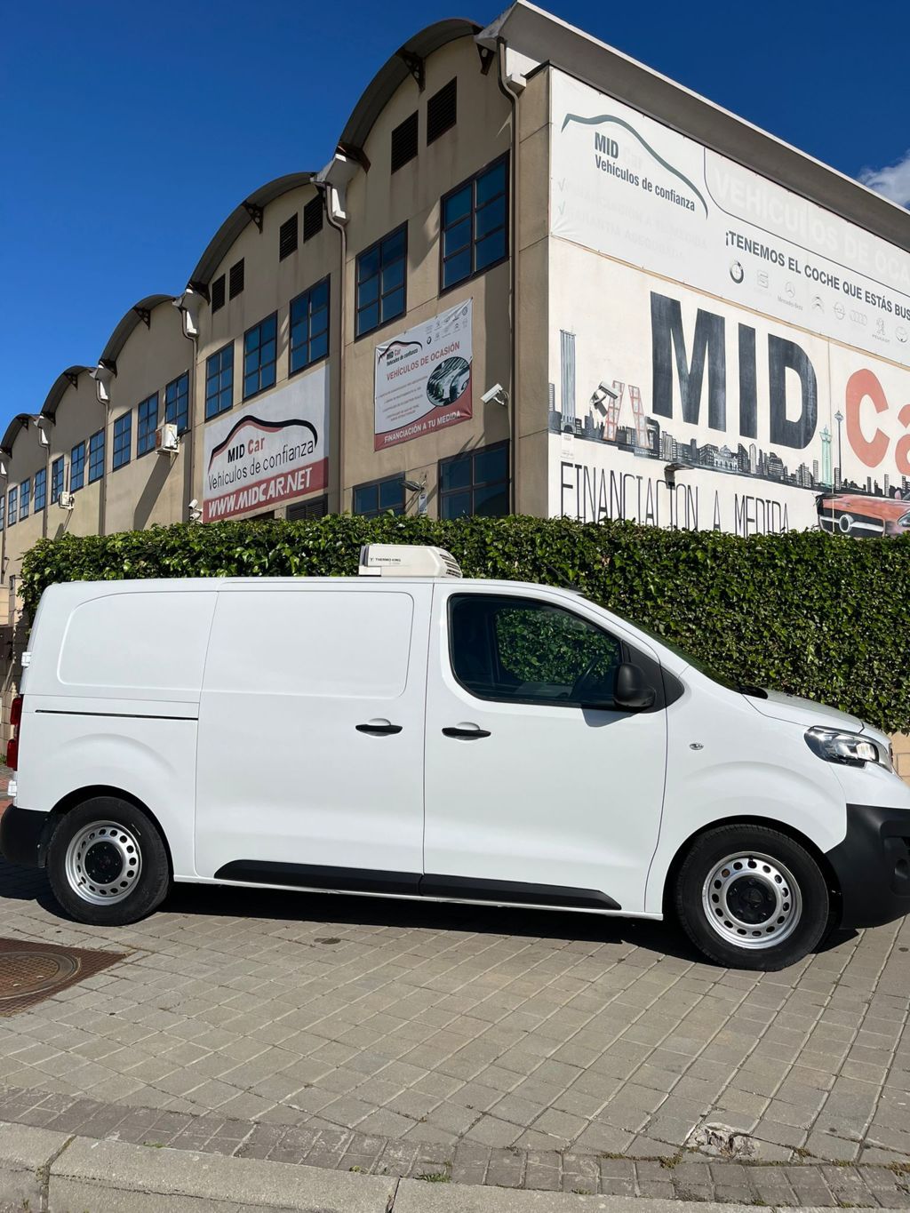MIDCar coches ocasión Madrid Peugeot Expert 2.0BlueHdi 150Cv  Pro, Isotermo, Equipo Frio IVA Deducible Incluido