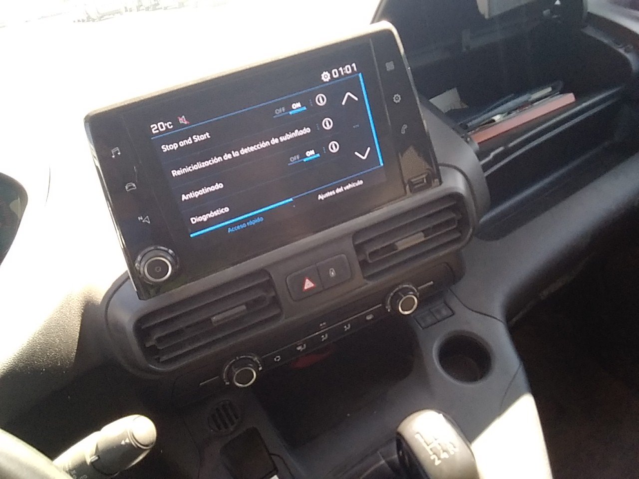 MIDCar coches ocasión Madrid Peugeot Partner Premium 1.5 BlueHDi 100Cv IVA y garantía Inc Etiqueta C Nacional Historial mantenimiento