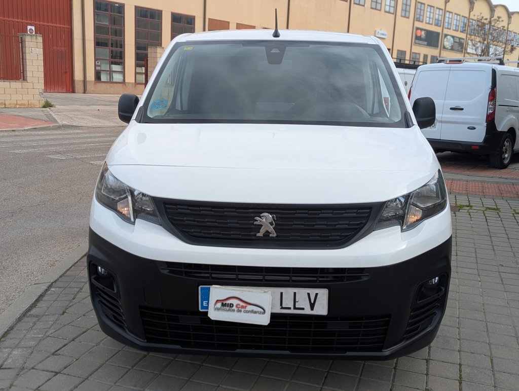 MIDCar coches ocasión Madrid Peugeot Partner Premium 1.5 BlueHDi 100Cv IVA y garantía Inc Etiqueta C Nacional Historial mantenimiento