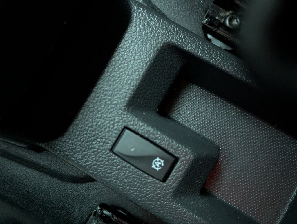 MIDCar coches ocasión Madrid Dacia Dokker Van Essential 1.6 110Cv GLP Híbrido IVA y Garantía Incl