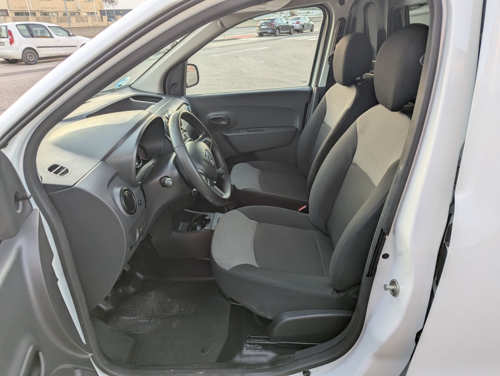 MIDCar coches ocasión Madrid Dacia Dokker Van Essential 1.6 110Cv GLP Híbrido IVA y Garantía Incl