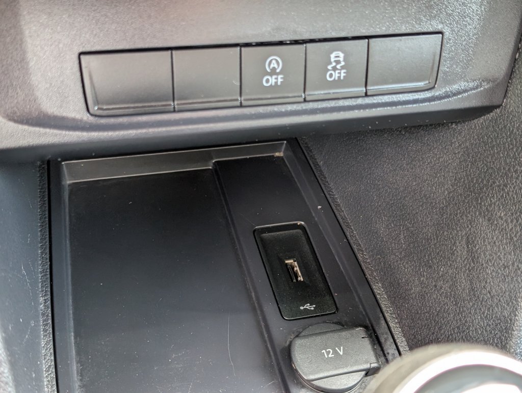 MIDCar coches ocasión Madrid Volkswagen Caddy Maxi Profesional Furgón 2.0 TDI Etiqueta C IVA y Garantía Incl 4x4Motion