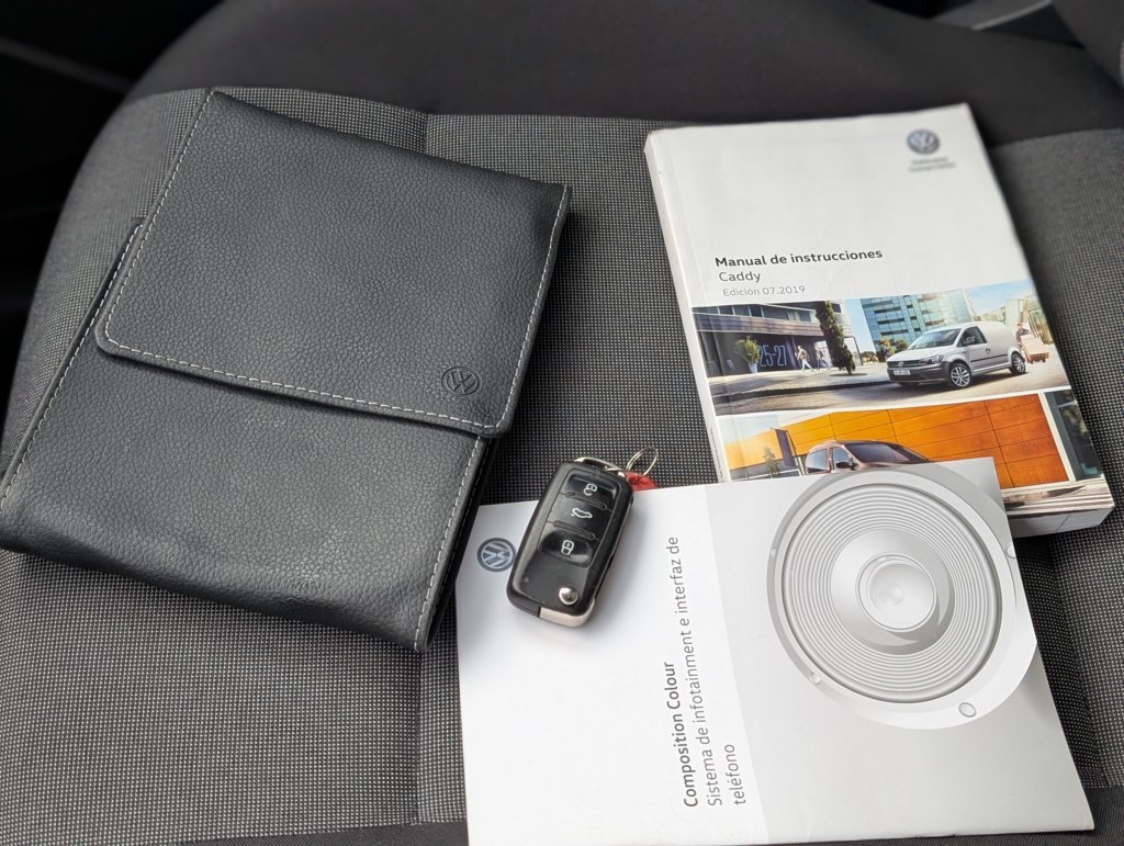 MIDCar coches ocasión Madrid Volkswagen Caddy Maxi Profesional Furgón 2.0 TDI Etiqueta C IVA y Garantía Incl 4x4Motion