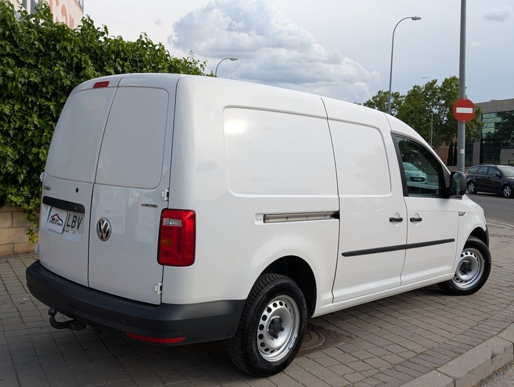 MIDCar coches ocasión Madrid Volkswagen Caddy Maxi Profesional Furgón 2.0 TDI Etiqueta C IVA y Garantía Incl 4x4Motion