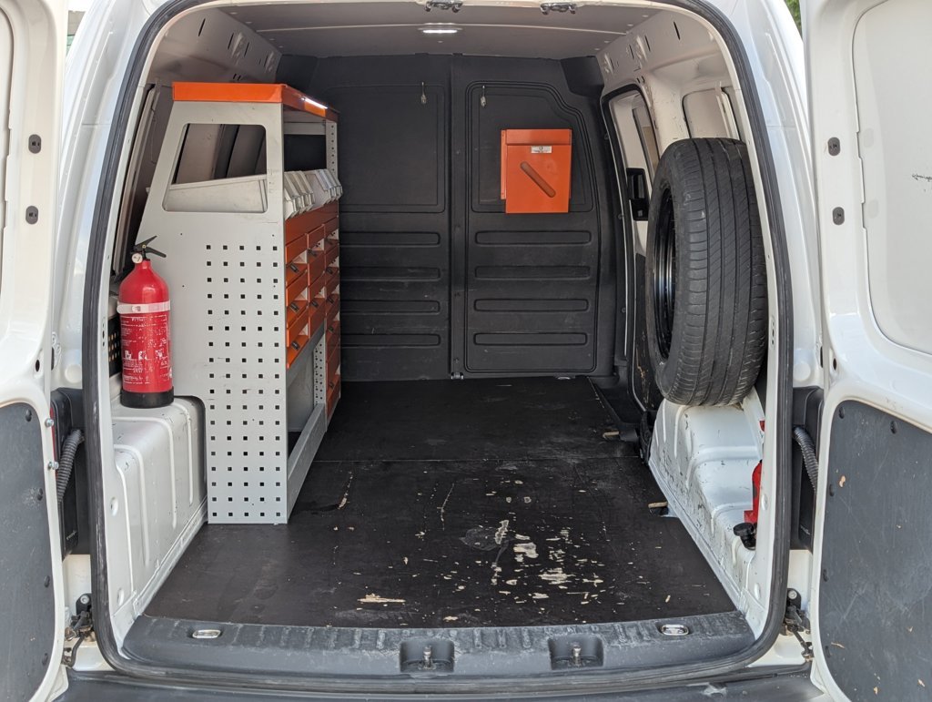 MIDCar coches ocasión Madrid Volkswagen Caddy Maxi Profesional Furgón 2.0 TDI Etiqueta C IVA y Garantía Incl 4x4Motion