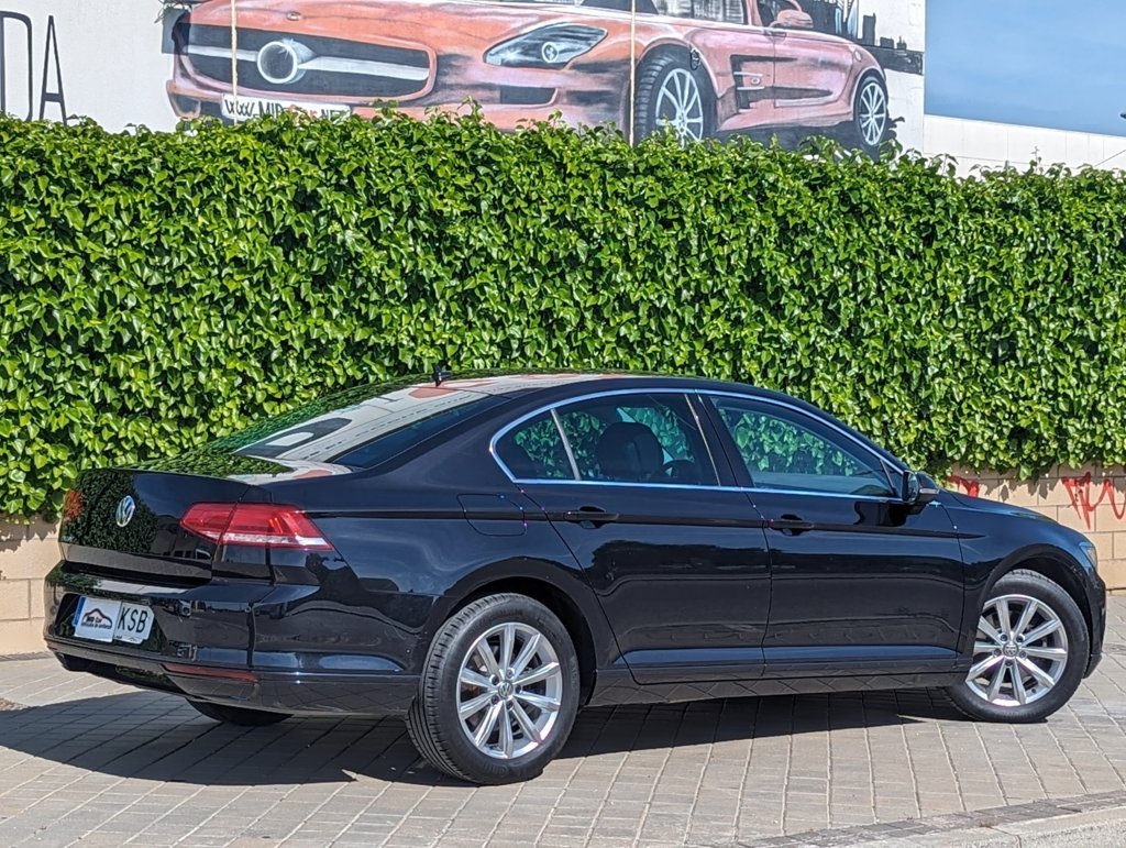 MIDCar coches ocasión Madrid Vw Passat 2.0Tdi DSG7 Nacional