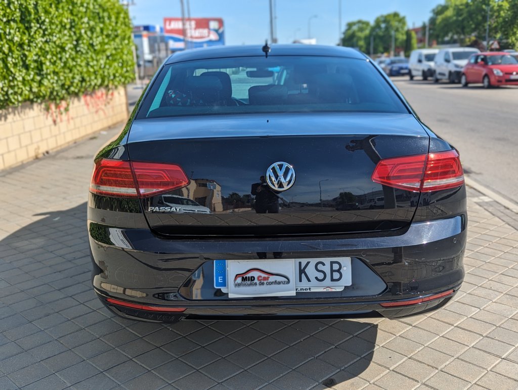 MIDCar coches ocasión Madrid Vw Passat 2.0Tdi DSG7 Nacional