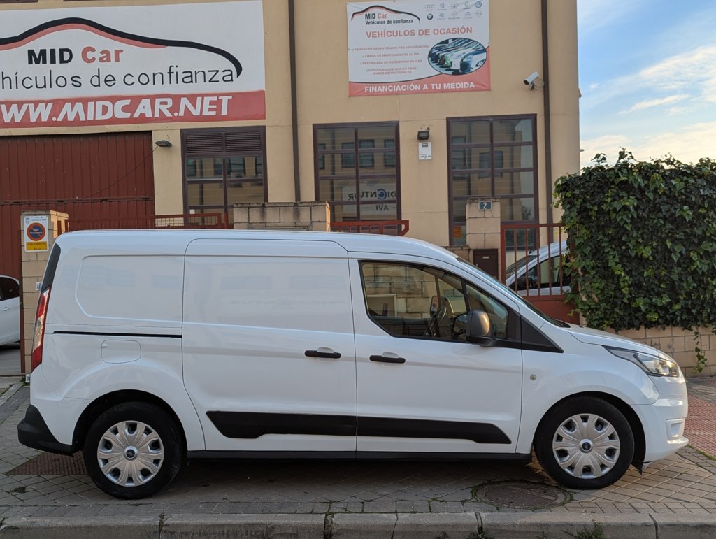 MIDCar coches ocasión Madrid Ford Transit Connect Van 1.5EcoBlue  Trend 210  S&S Trend L2, 3 Plazas, 6 Velocidades Etiqueta C IVA y Garantía Incl