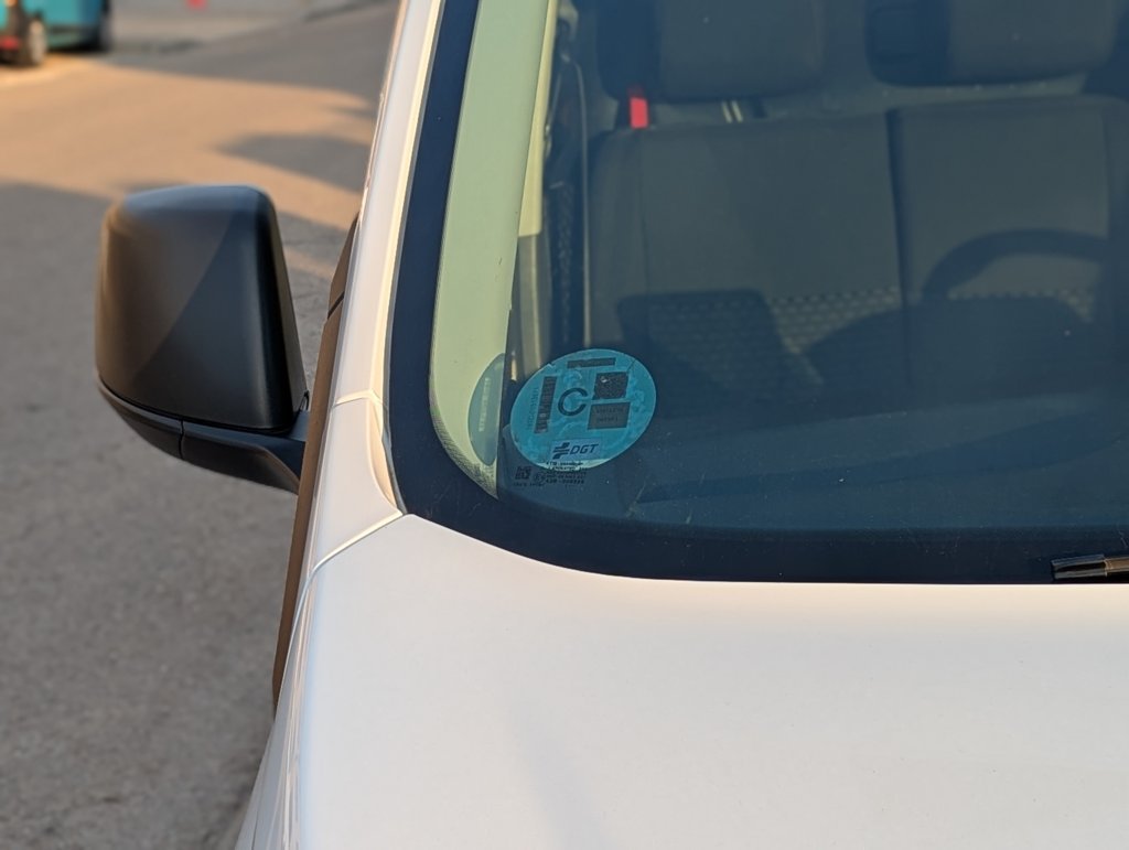 MIDCar coches ocasión Madrid Ford Transit Connect Van 1.5EcoBlue  Trend 210  S&S Trend L2, 3 Plazas, 6 Velocidades Etiqueta C IVA y Garantía Incl