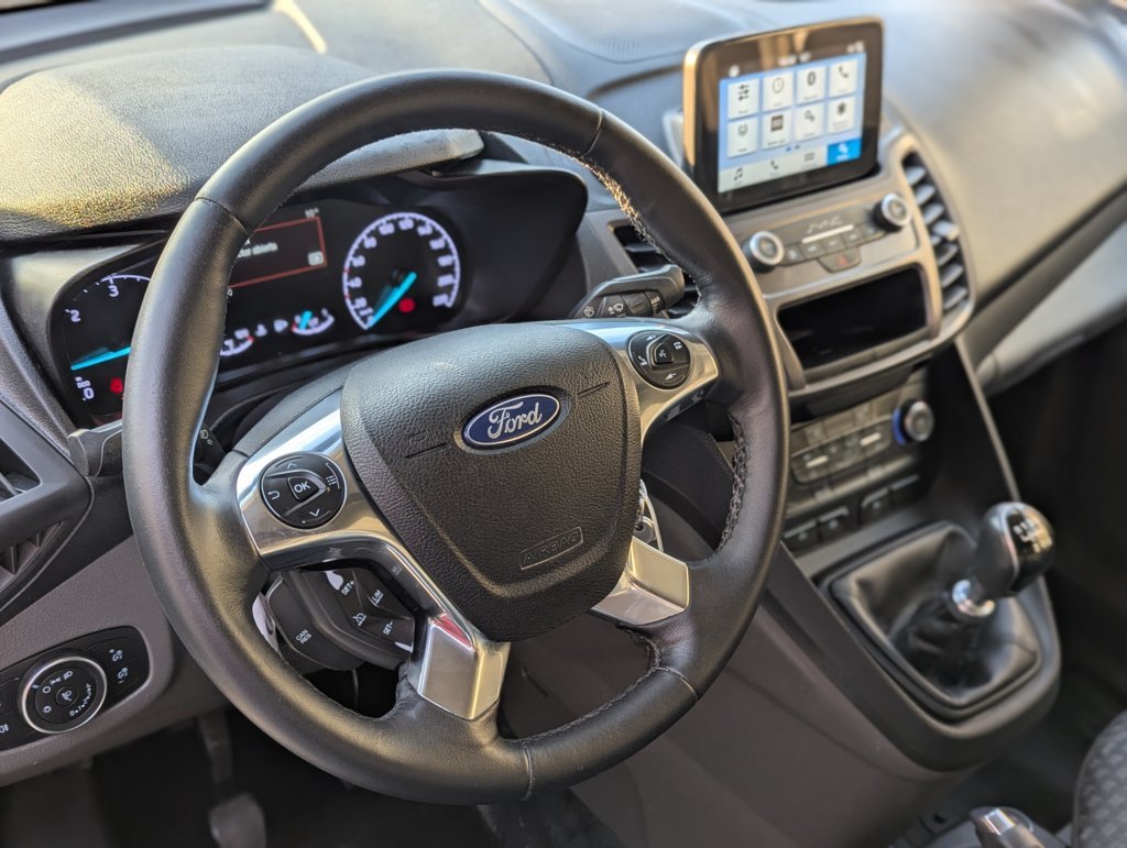 MIDCar coches ocasión Madrid Ford Transit Connect Van 1.5EcoBlue  Trend 210  S&S Trend L2, 3 Plazas, 6 Velocidades Etiqueta C IVA y Garantía Incl