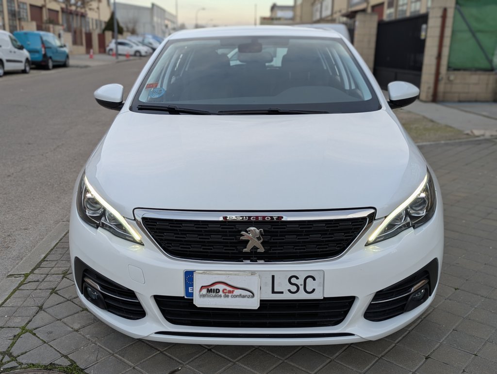 MIDCar coches ocasión Madrid Peugeot 308 Allure BlueHDi Auto S&S EAT8 130Cv Etiqueta medioambiental C IVA y Garantía Inc Nacional