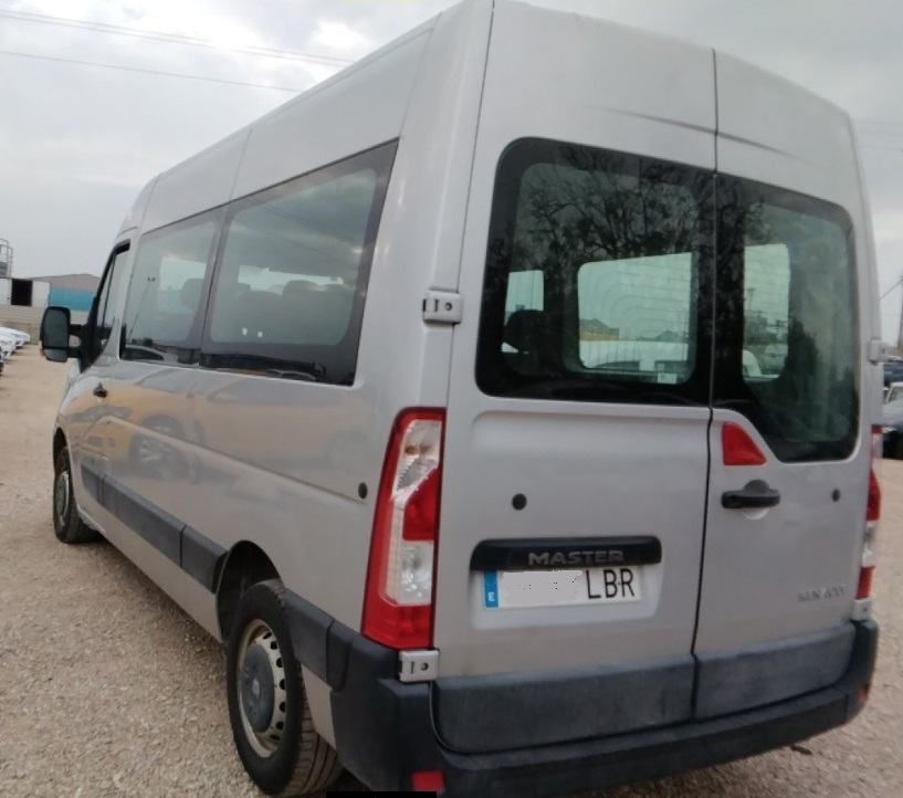 MIDCar coches ocasión Madrid Renault Master 2.3dCi Combi 9 Plazas S&S Energy L2h2 3500 Dci 140cv E6 IVA y Garantía Incl Etiqueta C