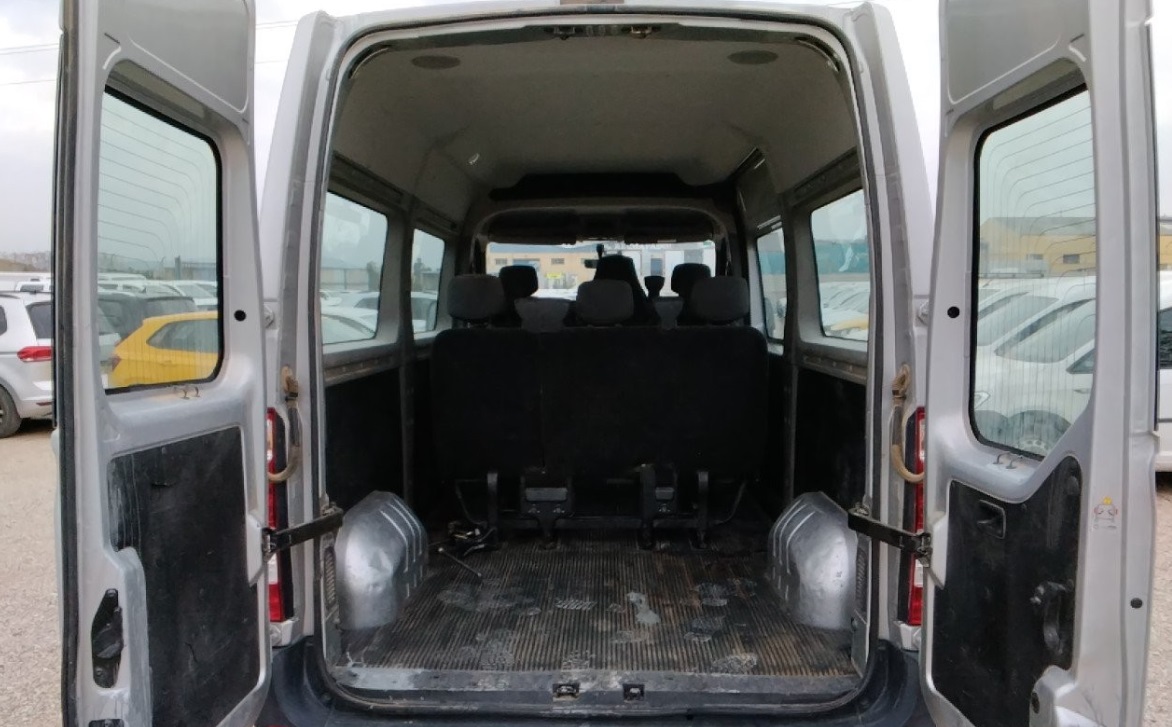 MIDCar coches ocasión Madrid Renault Master 2.3dCi Combi 9 Plazas S&S Energy L2h2 3500 Dci 140cv E6 IVA y Garantía Incl Etiqueta C