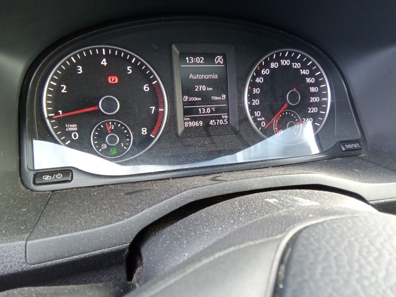 MIDCar coches ocasión Madrid Volkswagen Caddy Profesional Furgón 1.4 TGI 81kW BM 110Cv, Etiqueta medioambiental Eco IVA y Garantía Inc