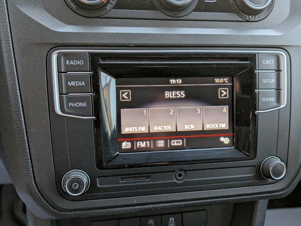 MIDCar coches ocasión Madrid Volkswagen Caddy Profesional Furgón 1.4 TGI 81kW BM 110Cv, Etiqueta medioambiental Eco IVA y Garantía Inc