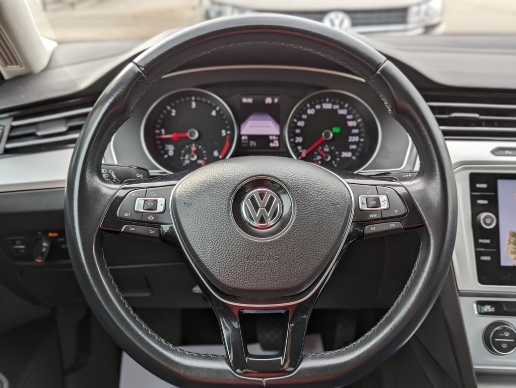 MIDCar coches ocasión Madrid Volkswagen Passat Advance 2.0Tdi 150Cv DSG7  de 7 Velocidades Etiqueta Medioambiental C