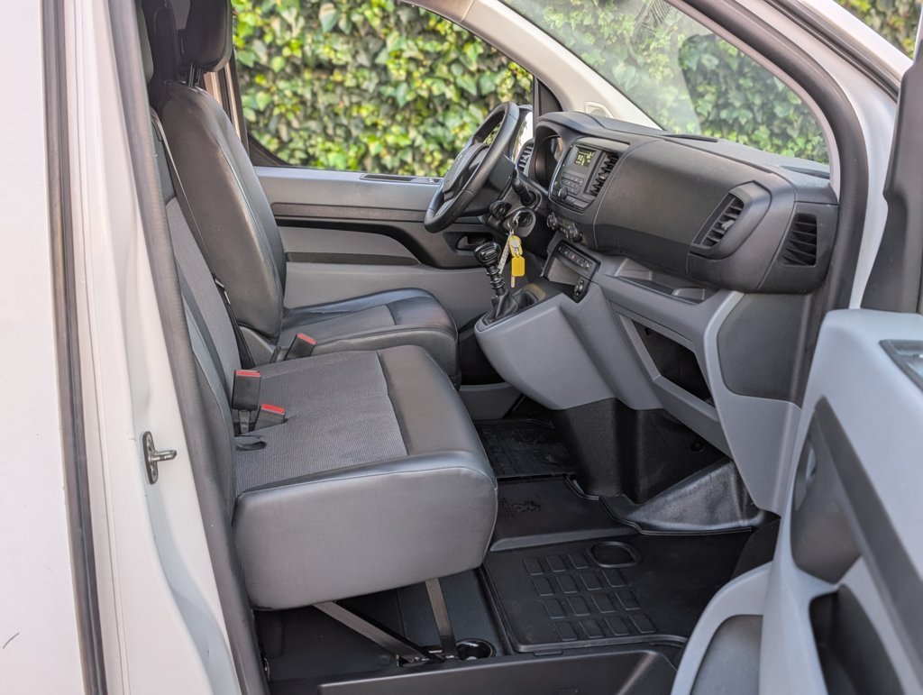 MIDCar coches ocasión Madrid Peugeot Expert Long 2.0BlueHdi 120Cv XL IVA y Garantía Inc Etiqueta C Larga