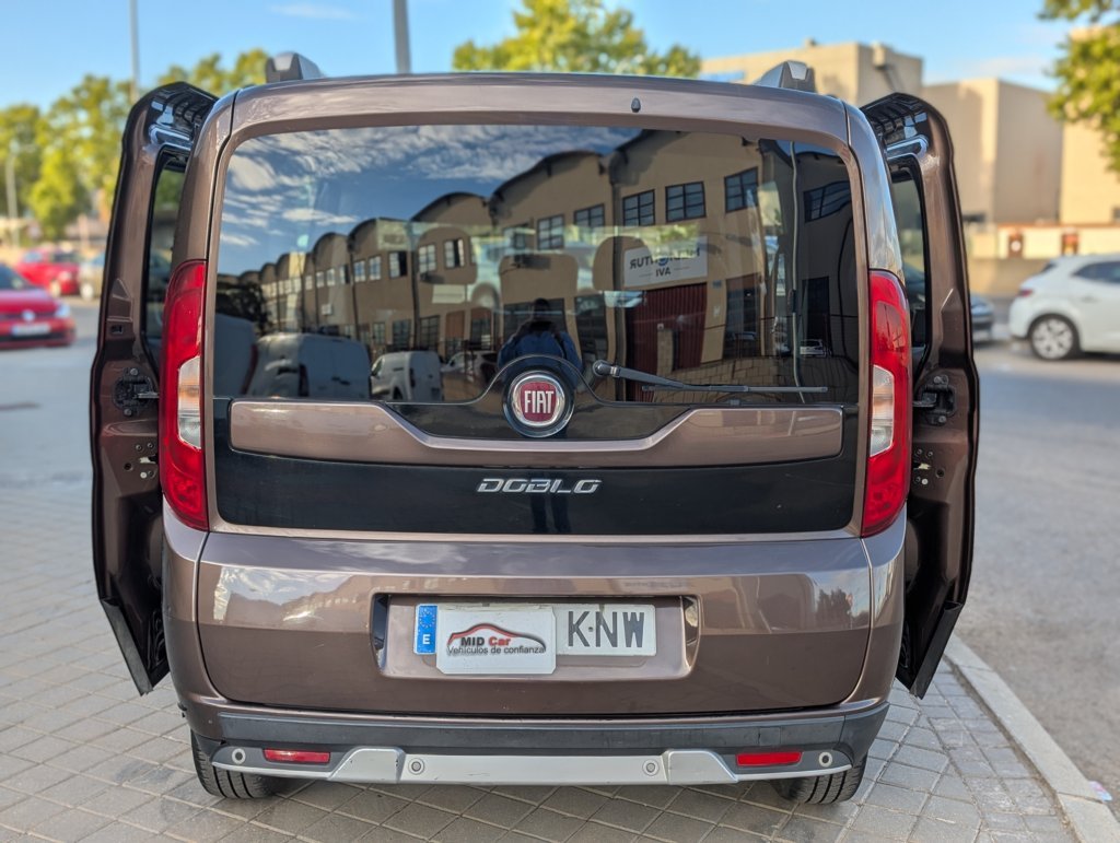 MIDCar coches ocasión Madrid Fiat Doblo 1.6 JTDM Trekking 120Cv, Matriculado como Turismo
