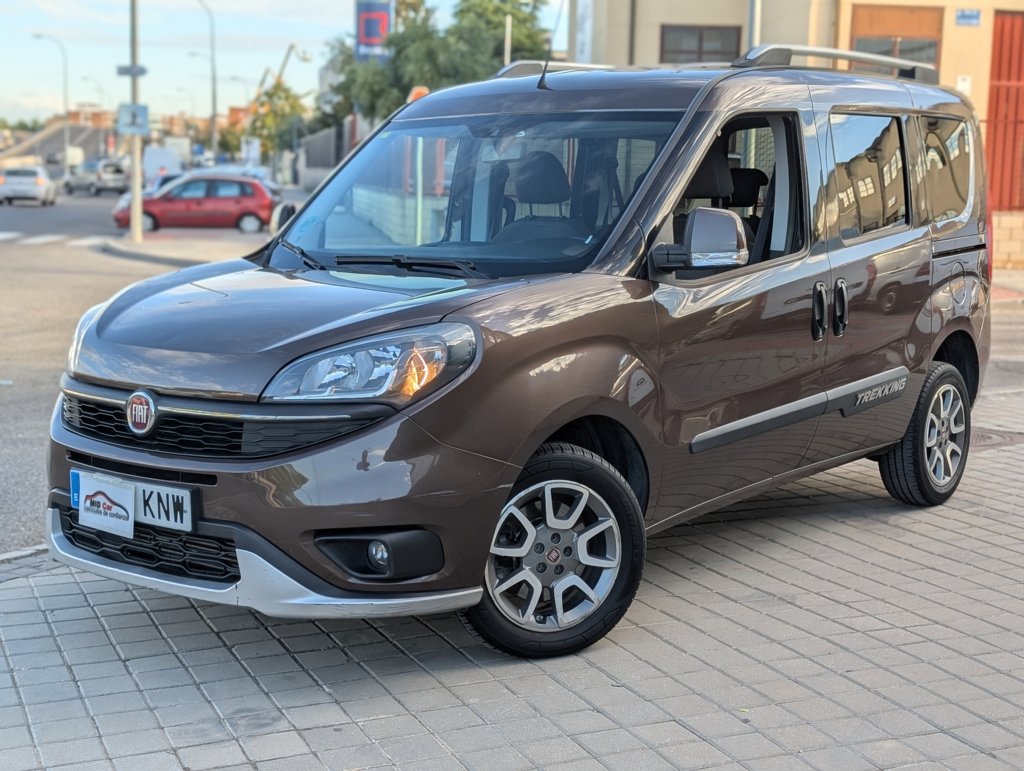 MIDCar coches ocasión Madrid Fiat Doblo 1.6 JTDM Trekking 120Cv, Matriculado como Turismo